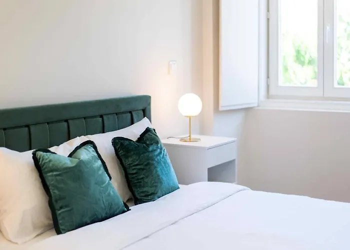 Pardal 1a - Boutique 2 Bed Appartement *